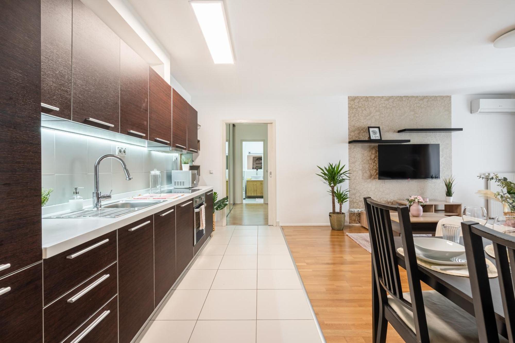 Home Of Serenity - 2 Bdr, Free Parking And Terrace Budapest Exterior foto